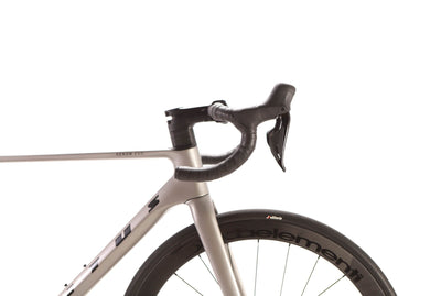 Vitus Venon Evo-RS Shimano 105 Di2 Disc Road Bike 2023, Size Small
