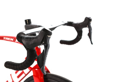 Trek Madone SLR 7 Shimano Ultegra Di2 Disc Road Bike 2021, Size 56cm