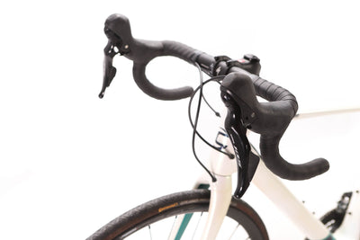 Cannondale Synapse Carbon Shimano 105 Disc Road Bike 2021, Size 51cm