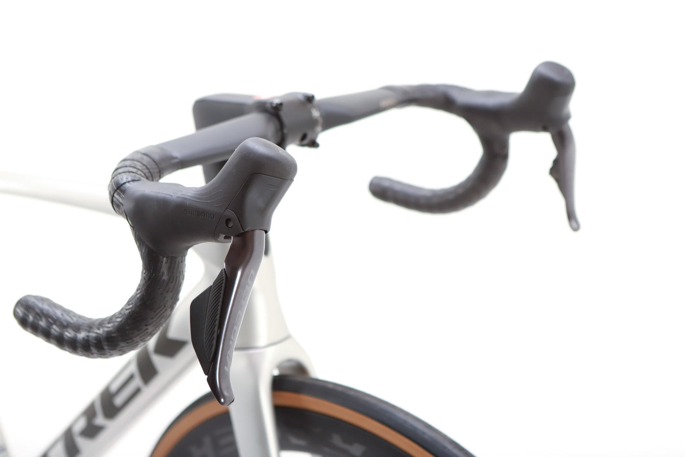 Trek Madone SL 7 Gen 8 Shimano Ultegra Di2 Disc Road Bike 2025, Size Medium