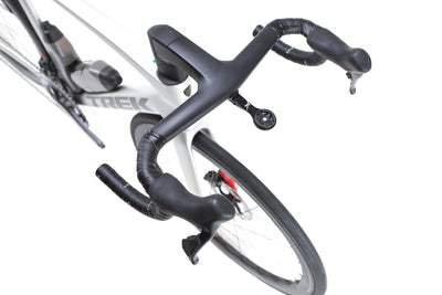 Trek Madone SL7 Gen 8 Shimano Ultegra Di2 Disc Road Bike 2024, Size M/L