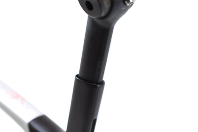 Trek Madone SL7 Gen 8 Shimano Ultegra Di2 Disc Road Bike 2024, Size M/L