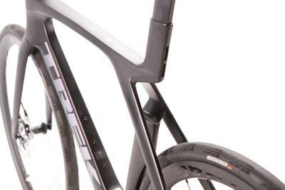 Trek Madone SLR 9 Gen 7 Sram Red eTap AXS Disc Road Bike 2023, Size 56cm