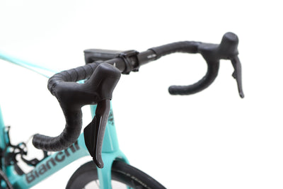 Bianchi Specialissima Shimano Ultegra Di2 Disc Road Bike 2024, Size 59cm