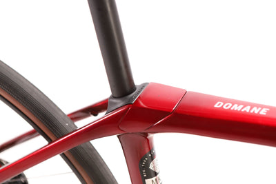 Trek Domane SL6 Gen 4 SRAM Rival eTap AXS Disc Road Bike 2024, Size 52cm