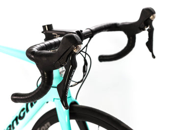 Bianchi Aria e-Road Shimano Ultegra Disc Electric Road Bike 2022, Size 57cm