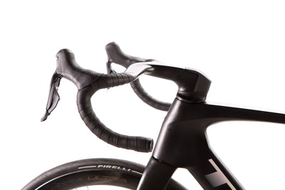 Trek Madone SLR Gen 7 Shimano Ultegra Di2 Disc Road Bike 2023, Size 58cm