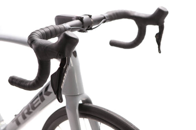 Trek Domane SL 6 Gen 4 Shimano 105 Di2 Disc Road Bike 2024, Size 56cm