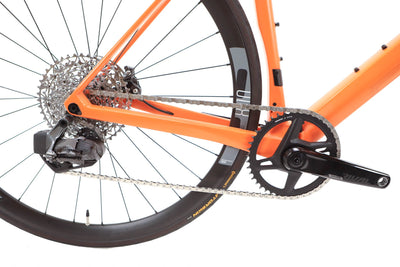 BMC Roadmachine X TWO Sram Rival Disc Road Bike 2022, Size 58cm