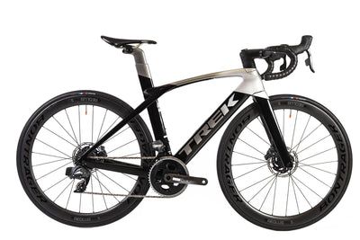 Trek Madone SLR 7 Disc Sram Force eTap AXS Road Bike 2020, Size 52cm