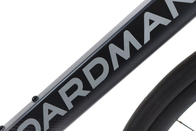 Boardman SLR 8.9 Shimano 105 Disc Road Bike 2024, Size XL