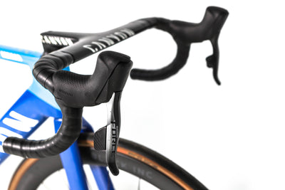 Canyon Aeroad CFR Sram Force Disc Road Bike 2021, Size Small