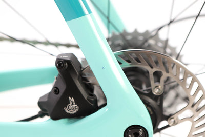 Bianchi Oltre XR4 Campagnolo Chorus Disc Road Bike 2022, Size 59cm
