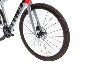 Trek Emonda SL 6 Shimano 105 Di2 Disc Road Bike 2023, Size 52cm