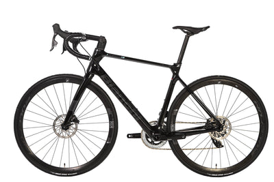 Bianchi Infinito XE Sram Rival AXS Disc Road Bike 2022, Size 55cm