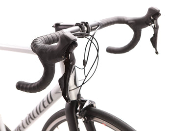 Specialized Allez Shimano 105 Road Bike 2023, Size 56cm