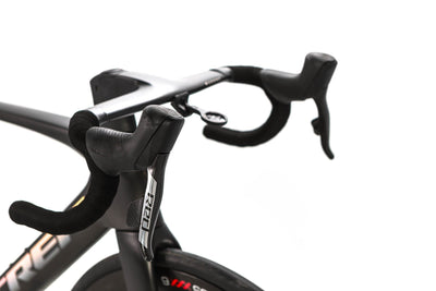 Trek Madone SLR 9 Gen 7 Sram Red eTap AXS Disc Road Bike 2023, Size 56cm