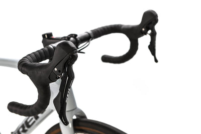 Trek Domane Gen 4 SL 5 Shimano 105 Disc Road Bike 2023, Size 54cm