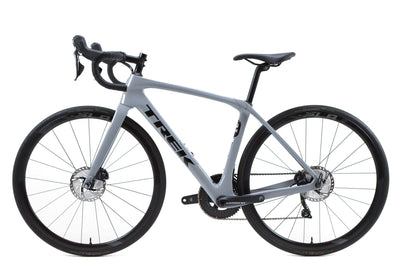 Trek Domane SL 6 Gen 4 Shimano Ultegra Disc Road Bike 2023, Size 52cm