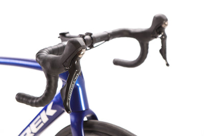 Trek Domane SL6 Gen 4 Shimano Ultegra Disc Road Bike 2023, Size 54cm