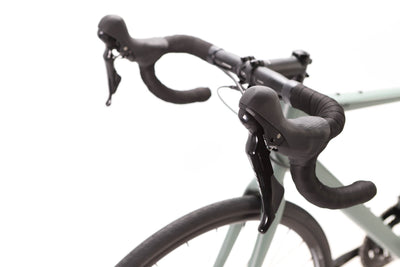Cannondale Synapse 1 Shimano 105 Disc Road Bike 2023, Size 54cm