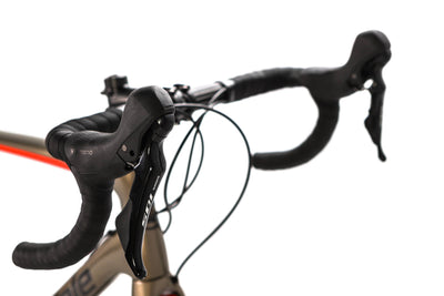 Cannondale Synapse Carbon Shimano 105 Disc Road Bike 2019, Size 56cm