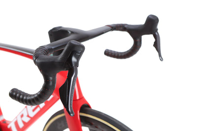 Trek Madone SLR 7 Gen 7 Shimano Ultegra Di2 Disc Road Bike 2024, Size 56cm