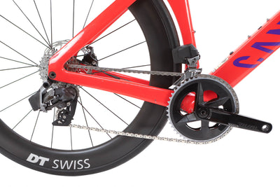 Canyon Aeroad CF SLX Sram Rival eTap AXS Disc Road Bike 2023, Size Medium
