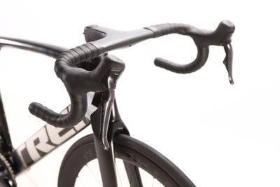 Trek Madone SLR 7 Gen 6 Shimano Ultegra Di2 Disc Road Bike 2022, Size 56cm