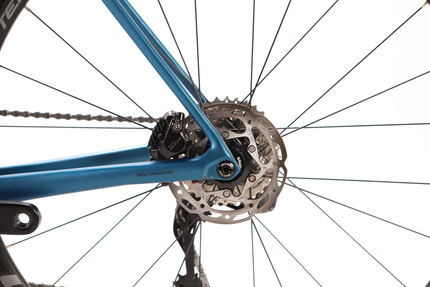 Basso Venta Shimano 105 Di2 Disc Road Bike 2023, Size Small