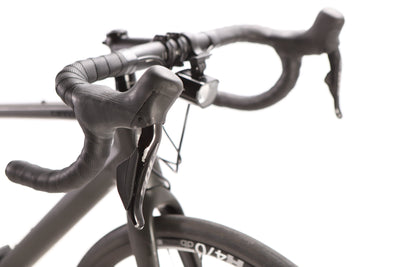 Cannondale Synapse Carbon Shimano 105 Di2 Disc Road Bike 2023, Size 51cm