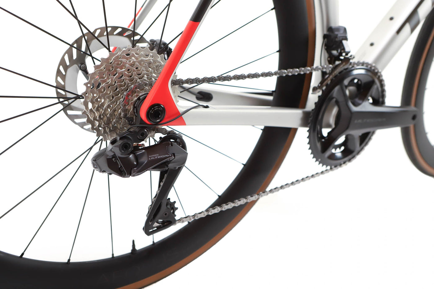 Trek Madone SL 7 Gen 8 Shimano Ultegra Di2 Disc Road Bike 2025, Size XL