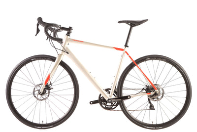 Cannondale Synapse Shimano 105 Disc Road Bike 2021, Size 56cm