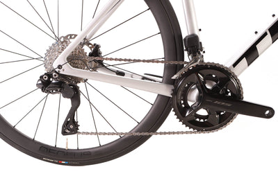 Trek Emonda SL 6 Shimano 105 Di2 Disc Road Bike 2023, Size 54cm