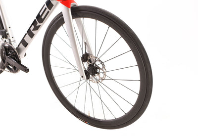 Trek Emonda SL 6 Shimano 105 Di2 Disc Road Bike 2023, Size 54cm