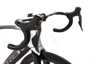 Trek Madone SLR Shimano Ultegra Di2 Disc Road Bike 2021, Size 52cm