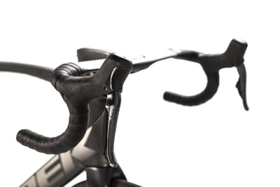 Trek Madone SLR 7 Shimano Ultegra Di2 Disc Road Bike 2021, Size 60cm