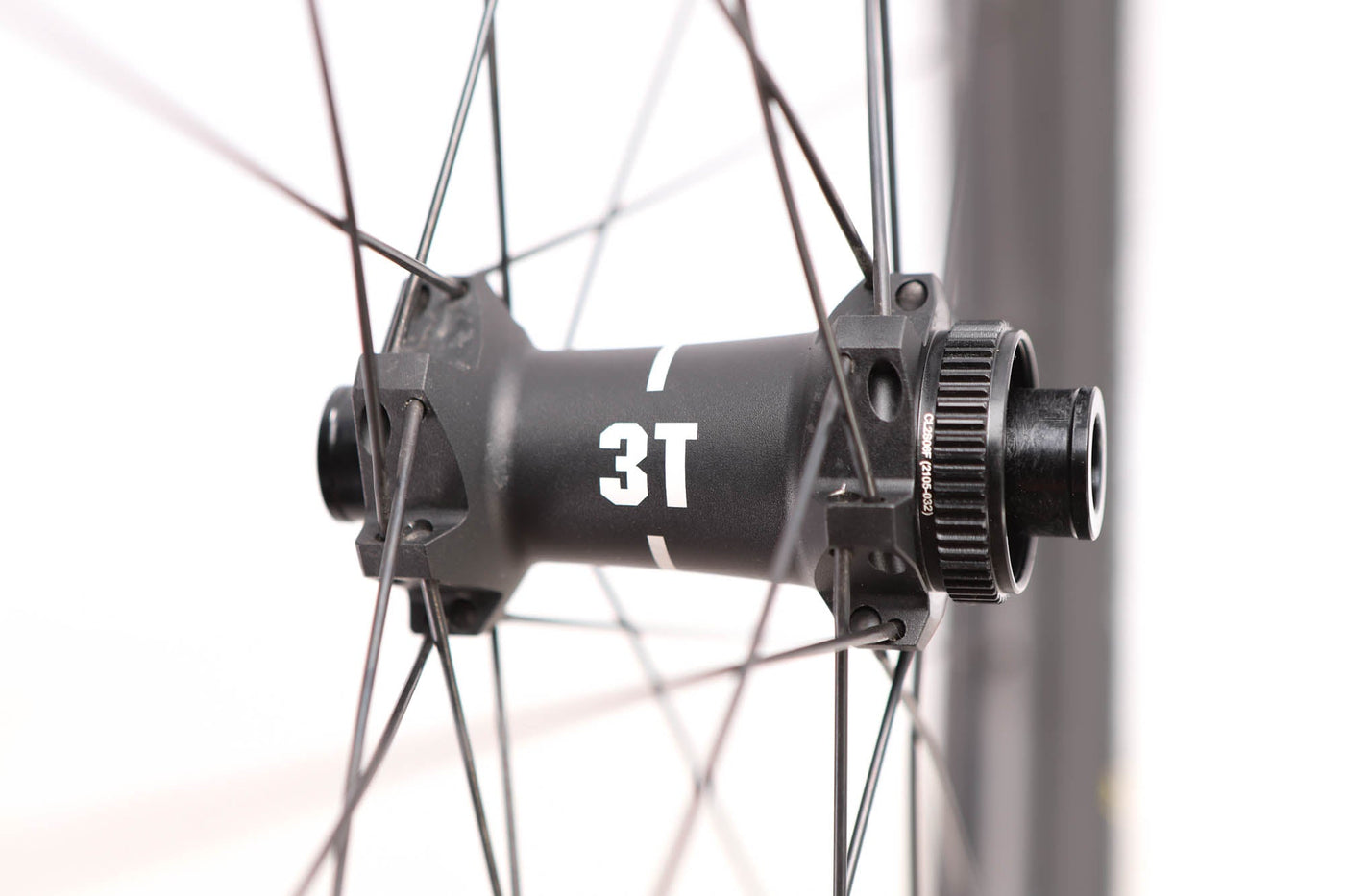 3T Discus Plus i28 LTD Carbon Disc Wheelset, XDR Freehub