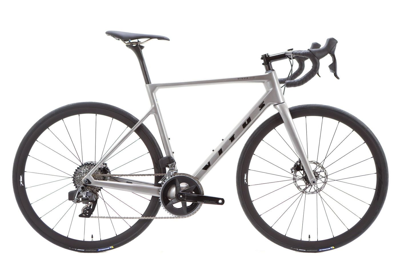 Vitus Vitesse Evo Sram Rival AXS Disc Road Bike 2022, Size Medium