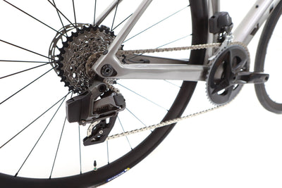 Vitus Vitesse Evo Sram Rival AXS Disc Road Bike 2022, Size Medium