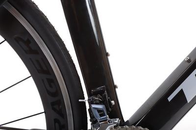 Trek Madone SL 6 Gen 5 Shimano Ultegra Road Bike 2019, Size 54cm