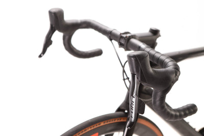 BMC Roadmachine Two Sram Force eTap AXS Disc Road Bike 2023, Size 54cm