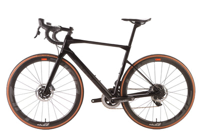 BMC Roadmachine Two Sram Force eTap AXS Disc Road Bike 2023, Size 54cm