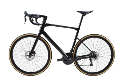 BMC Roadmachine 01 Five Shimano Ultegra Di2 Disc Road Bike 2022, Size 56cm