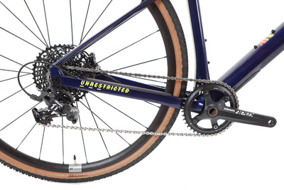 BMC Unrestricted Two SRAM Apex Gravel Bike 2023, Size Medium