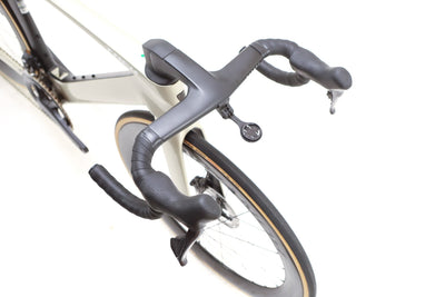 Trek Madone SLR 7 Gen 7 Shimano Ultegra Di2 Disc Road Bike 2023, Size 52cm
