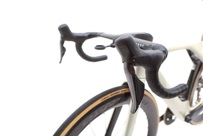 Trek Madone SLR 7 Gen 7 Shimano Ultegra Di2 Disc Road Bike 2023, Size 52cm