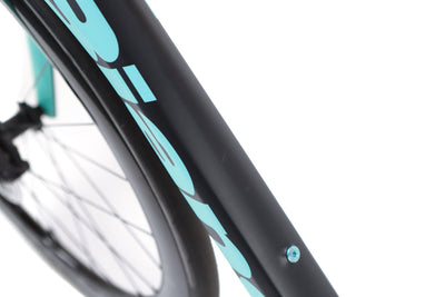 Bianchi Oltre Pro Shimano Ultegra Di2 Disc Road Bike 2023, Size 57cm