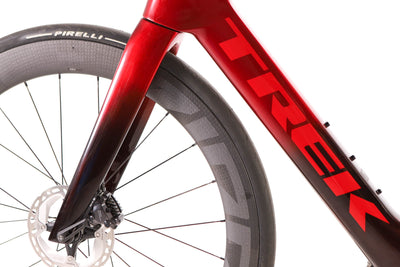 Trek Madone SLR 7 Gen 7 Shimano Ultegra Di2 Disc Road Bike 2023, Size 54cm