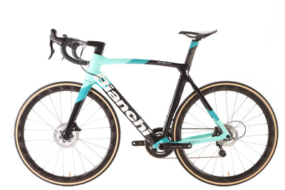 Bianchi Oltre XR4 Campagnolo Chorus Disc Road Bike 2022, Size 59cm